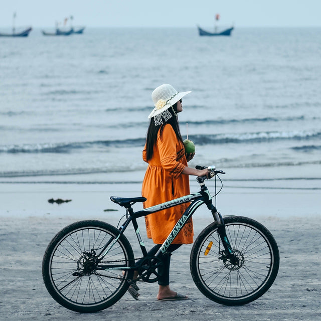 When Biking Leads to Skinned Knees | Treatment and Signs of Infection