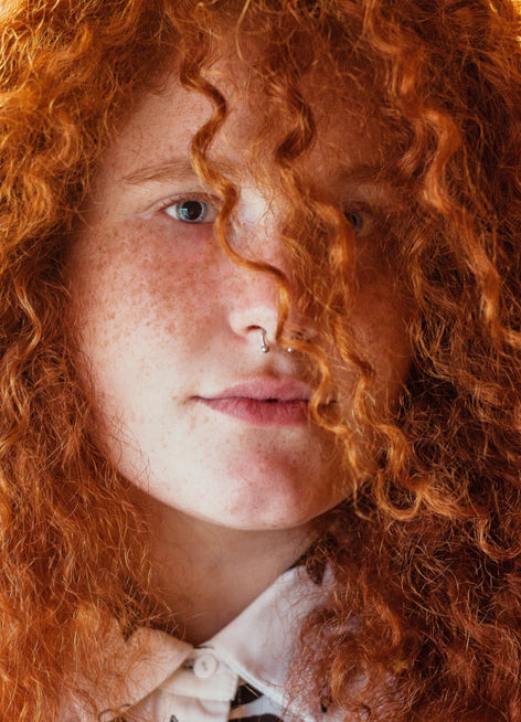 friends discussing herpes in men