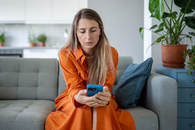 woman with no symptom yeast infection looking for relief